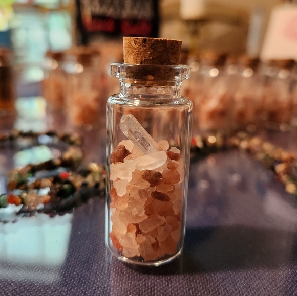 Super Full Blue Moon Reiki Quartz Crystal Spell Jar for Balancing and Grounding - Picture 10 of 11